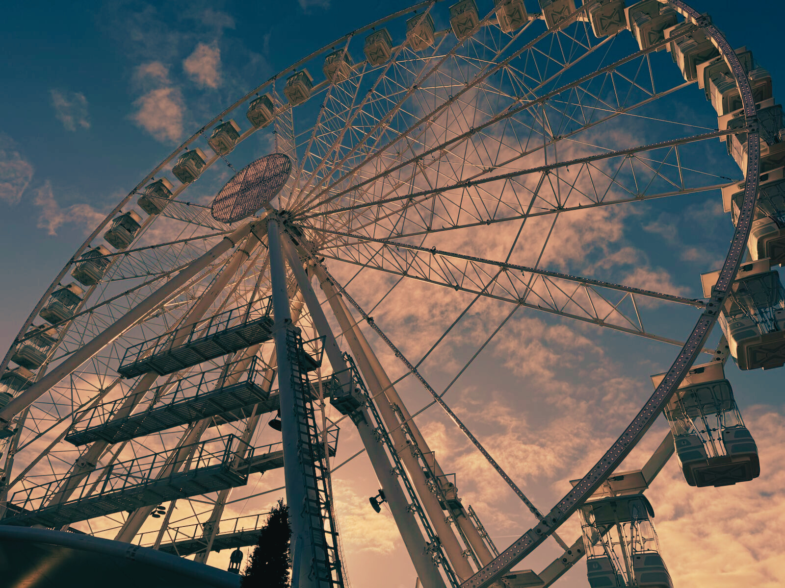 grande roue lyon bellecour